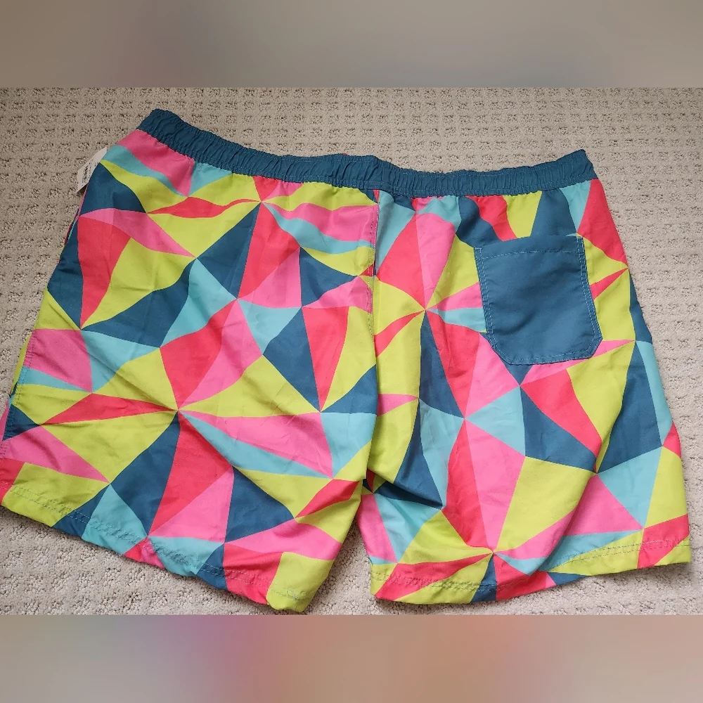 Men's Mad‎ Engine Swim Trunks Size XXL Multi Color NWT